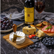 Lade das Bild in den Galerie-Viewer, Servierbrett "Limpopo" aus schwarz-orangenem Marmor und Akazienholz 40 cm | 1er Set