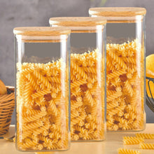 Lade das Bild in den Galerie-Viewer, Vorratsbehälter "Dampier" aus Glas mit Bambusdeckel 1300 ml | 3er Set