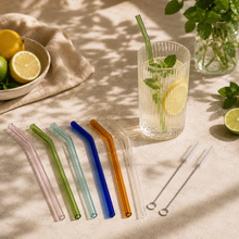 Lade das Bild in den Galerie-Viewer, Glasstrohhalme "Artemisa" gebogen und bunt 22 cm | 6er Set