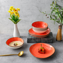 Lade das Bild in den Galerie-Viewer, Keramik Tellerset „Papaya Creme“ – gestapelte Teller und Schüsseln mit Dekoration