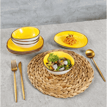 Lade das Bild in den Galerie-Viewer, Keramik Tellerset Potosi Sun“ – Frühstücksteller & Bowls | 8-teiliges Set – Handbemalt – Bild 7