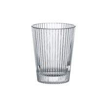 Lade das Bild in den Galerie-Viewer, OONYQ Striped Longdrink 290 ml – bruchsicheres Longdrinkglas aus Tritan mit Rillenoptik – Produktansicht
