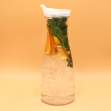 Lade das Bild in den Galerie-Viewer, Karaffe Krug "Ostend" mit Deckel aus Polycarbonate 1 Liter | 1er Set