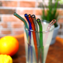 Lade das Bild in den Galerie-Viewer, Glasstrohhalme "Artemisa" gebogen und bunt 22 cm | 6er Set