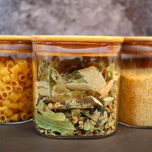 Lade das Bild in den Galerie-Viewer, Vorratsbehälter "Dampier" aus Glas mit Bambusdeckel 550 ml | 3er Set