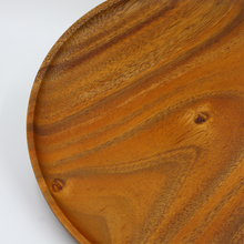 Lade das Bild in den Galerie-Viewer, Servierteller "Emerald" aus Akazienholz Ø 30 cm | 1er Set