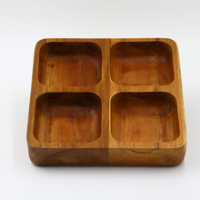 Lade das Bild in den Galerie-Viewer, Snackschale viergeteilt "Taldora" aus Akazienholz 21 cm | 1er Set