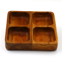 Lade das Bild in den Galerie-Viewer, Snackschale viergeteilt "Taldora" aus Akazienholz 21 cm | 1er Set