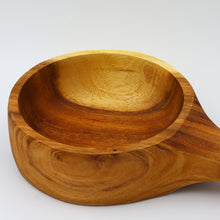 Lade das Bild in den Galerie-Viewer, Nudelschale "Gregory" aus Akazienholz Ø 15 cm mit Griff | 1er Set