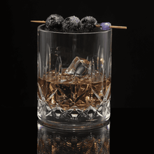 Lade das Bild in den Galerie-Viewer, Whiskeyglas Cross Cork aus Polycarbonate 300 ml – Bild 2