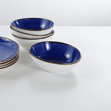 Lade das Bild in den Galerie-Viewer, Salatschüssel Keramik 15 cm – Potosi Ocean – Blau - Handbemalt – Bild 2