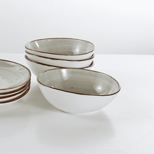 Lade das Bild in den Galerie-Viewer, Salatschüssel Keramik 15 cm – Potosi Creme – Grau - Handbemalt – Bild 2