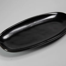 Lade das Bild in den Galerie-Viewer, Servierschale Keramik 22 cm – Schwarze Schale Goma, Spülmaschinenfest – Bild 5