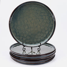 Lade das Bild in den Galerie-Viewer, Mehrere handbemalte Speiseteller Ø 28 cm „Gothenburg“ übereinander gestapelt.