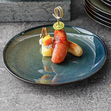 Lade das Bild in den Galerie-Viewer, Kadum Speiseteller Ø 26 cm, angerichtet mit Fingerfood – elegante Präsentation.
