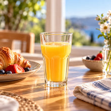 Lade das Bild in den Galerie-Viewer, OONYQ Essential Longdrink 330 ml – bruchsicheres Longdrinkglas aus Tritan mit Orangensaft zum Frühstück
