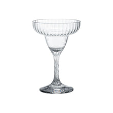 Lade das Bild in den Galerie-Viewer, OONYQ Striped Daiquiri 285 ml – bruchsicheres Daiquiri- und Margaritaglas aus Tritan mit Rillenoptik – Produktansicht
