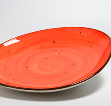 Lade das Bild in den Galerie-Viewer, Detailaufnahme des Papaya-Designs – Vorspeisenteller Ø 21 cm, Keramik, handbemalt

