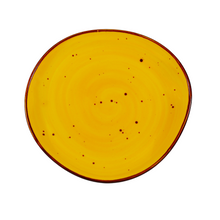 Lade das Bild in den Galerie-Viewer, Handbemalter Keramikteller Ø 21 cm in kräftigem Sonnengelb – Serie „Potosi Sun“
