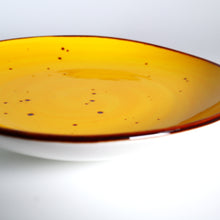 Lade das Bild in den Galerie-Viewer, Nahaufnahme Vorspeisenteller Ø 21 cm – Sonnengelbe Glasur „Potosi Sun“
