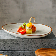 Vorspeisenteller „Potosi Creme“ Ø 21 cm – serviert mit Dessert, cremefarbene Glasur